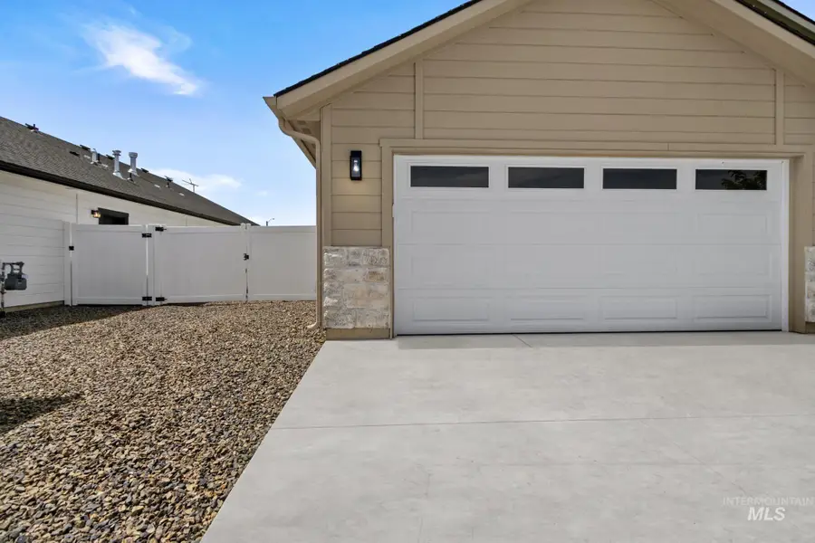 307 N 11th St., Parma, ID 83660 - #2