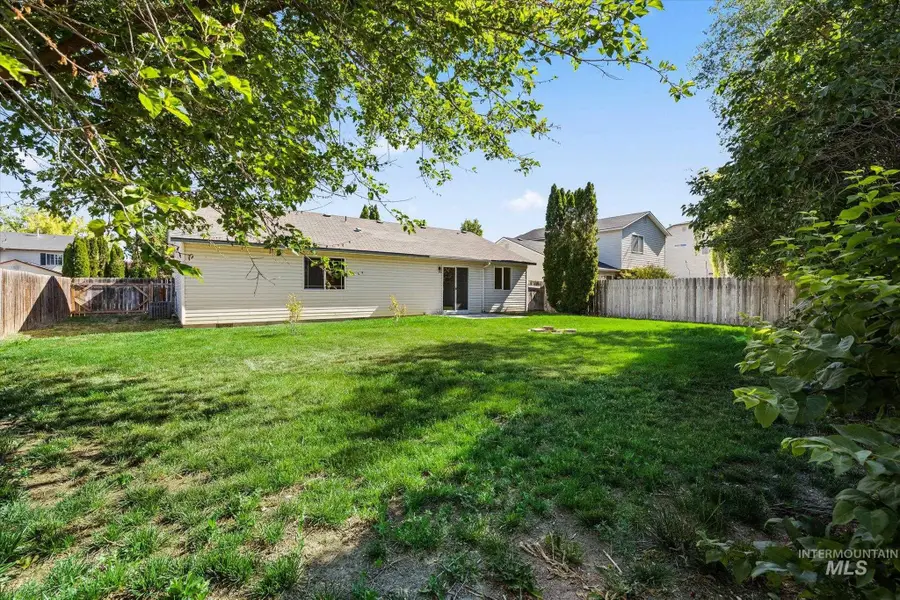 534 W. Mulberry Loop, Nampa, ID 83686 - #3