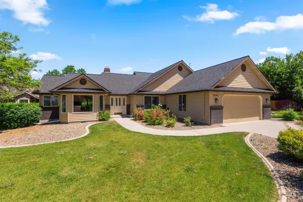 2100 Carey Place, Nampa, ID 83651