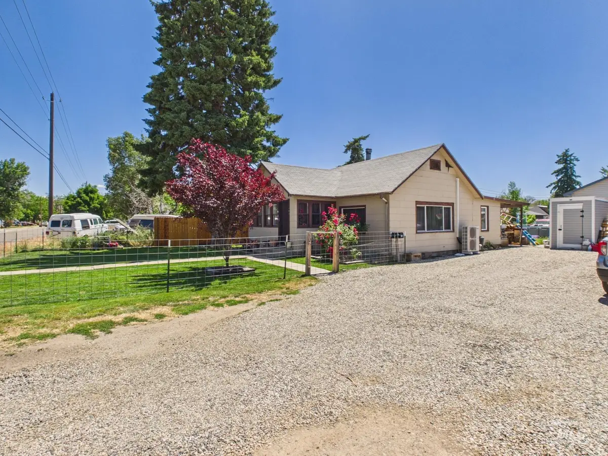 403 E 4th, Emmett, ID 83617 - #1