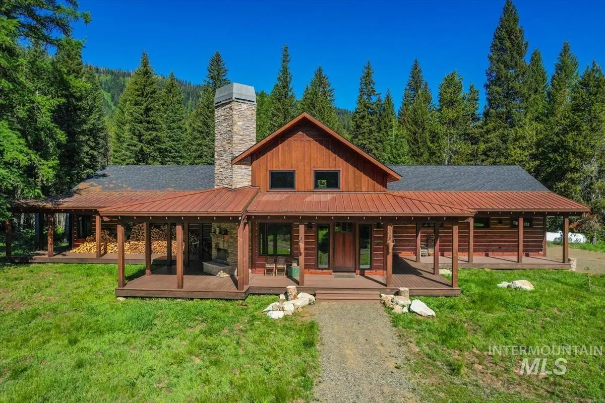 2609 West Mountain Rd, Donnelly, ID 83615 - #1