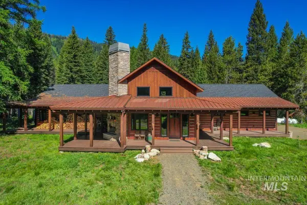 2609 West Mountain Rd, Donnelly, ID 83615