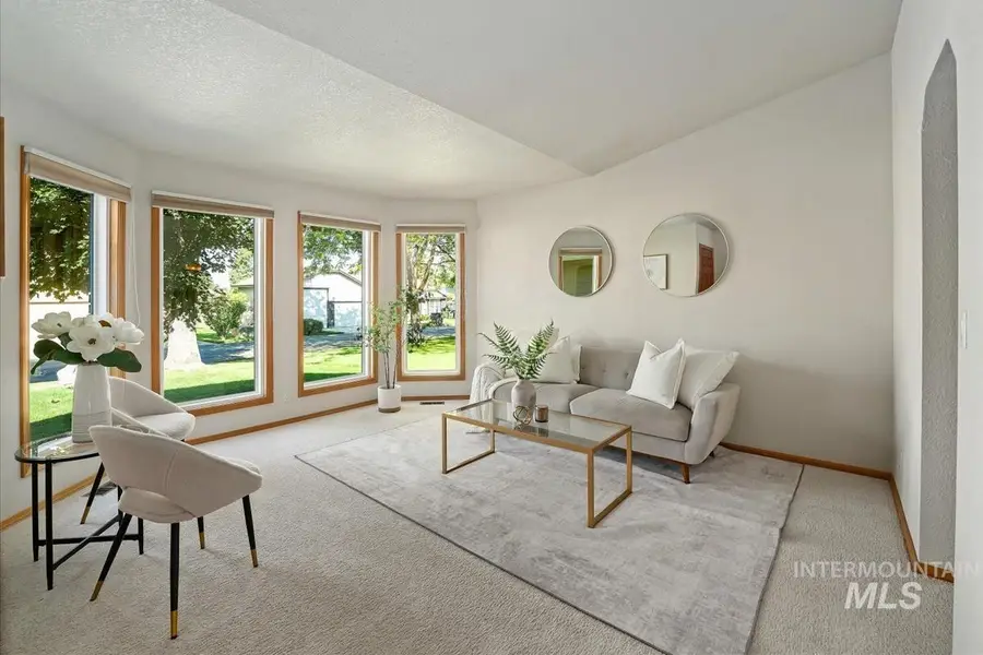 706 N Harvey Ln, Eagle, ID 83616 - #3
