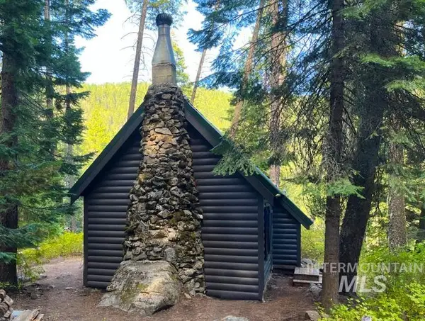 Lot 2 Williams Creek, Banks, ID 83602