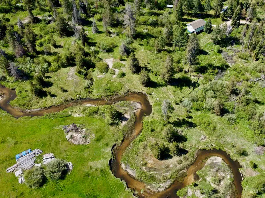68 Newell Dr, Cascade, ID 83611 - #2