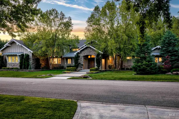 2164 W Holly Mountain Drive, Eagle, ID 83616