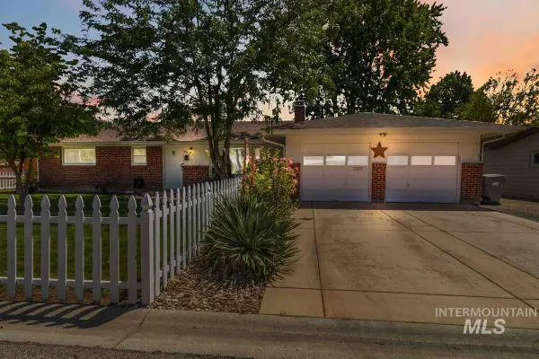 2724 S Meadowbrook Dr., Boise, ID 83705