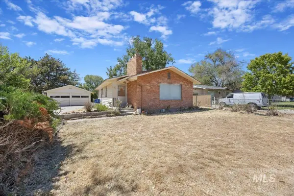 537 Monroe, Twin Falls, ID 83301