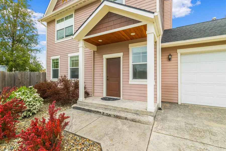 2421 White Ave, Moscow, ID 83843 - #3