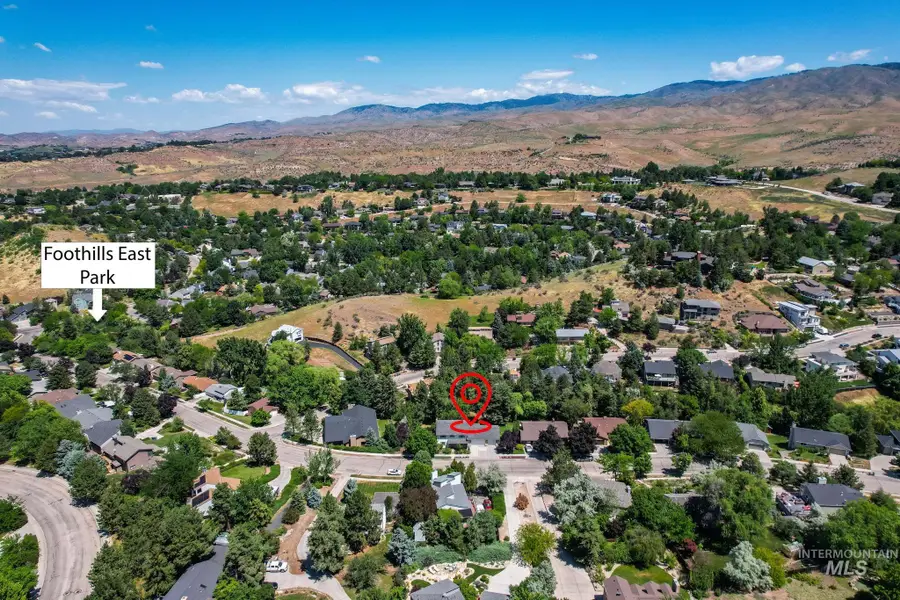 1982 E Roanoke Dr, Boise, ID 83712 - #3