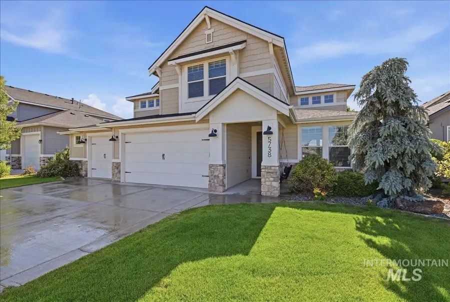 5738 N Lichfield Ave, Meridian, ID 83646 - #2