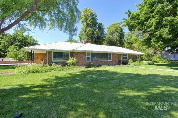 520 E Logan, Caldwell, ID 83605