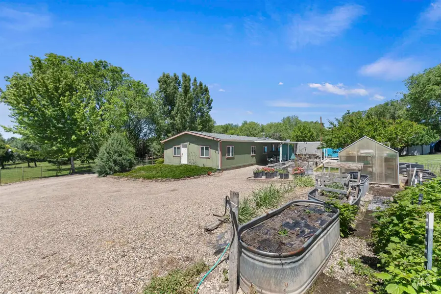 8950 W Edgeview Ln, Eagle, ID 83616 - #3