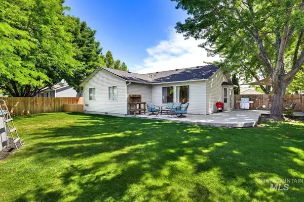 1050 W Verbena Drive, Meridian, ID 83642