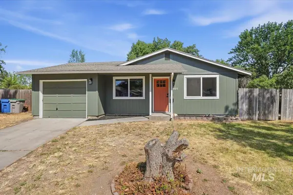 8605 W De Witt Ct, Boise, ID 83704