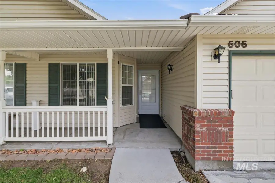505 N Grove Way, Nampa, ID 83651 - #2