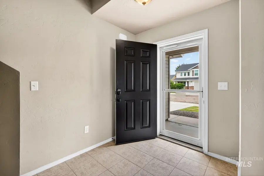 4412 N Weston Ave, Meridian, ID 83646 - #2