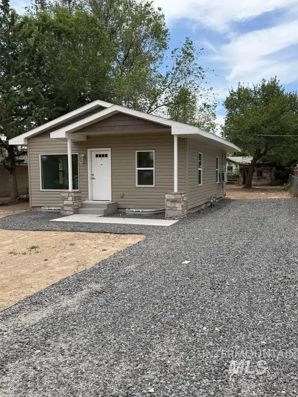 329 Lincoln Street, Kimberly, ID 83341