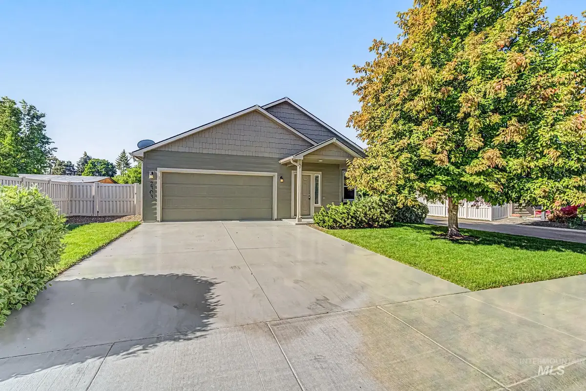 2303 E Elm Grove Dr, Nampa, ID 83686 - #1
