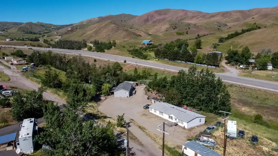 16 & 18 Fenton Ln, Horseshoe Bend, ID 83629 - #2