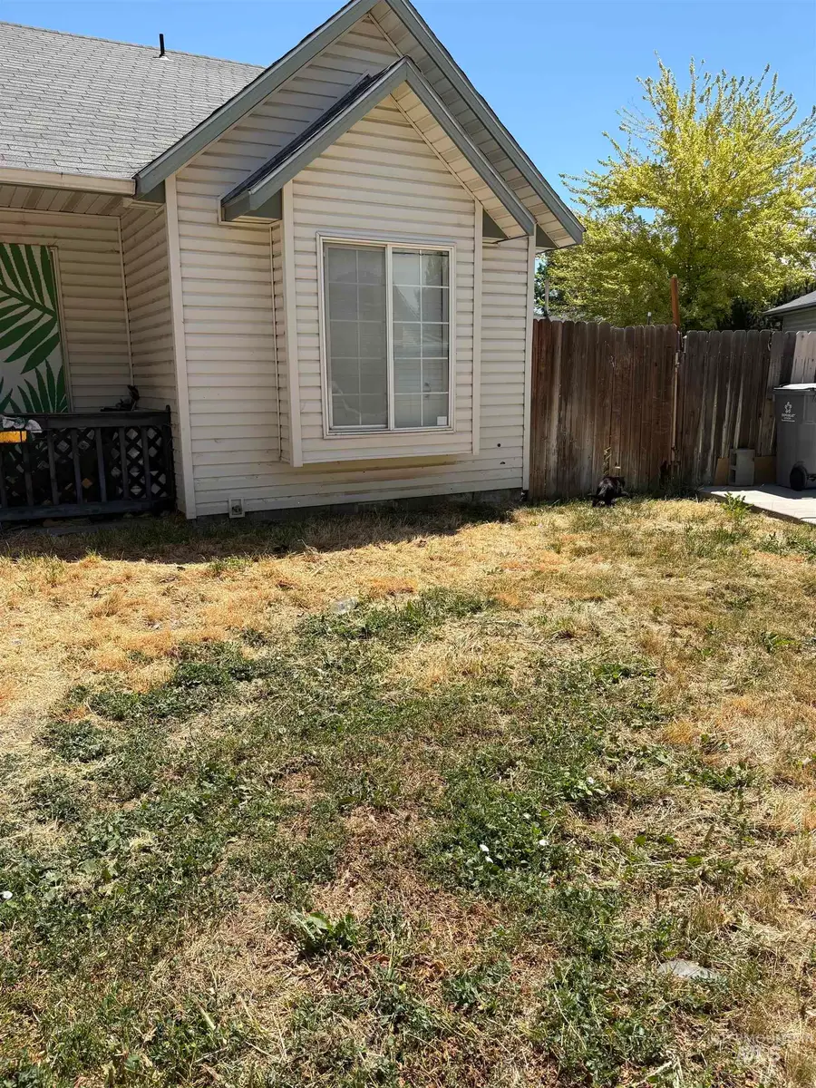 413 N Copper River Dr, Nampa, ID 83651 - #3