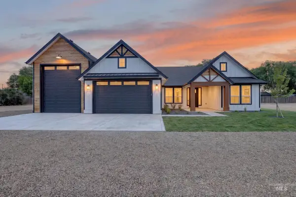 5540 SE Greenwood Ave, Mountain Home, ID 83647