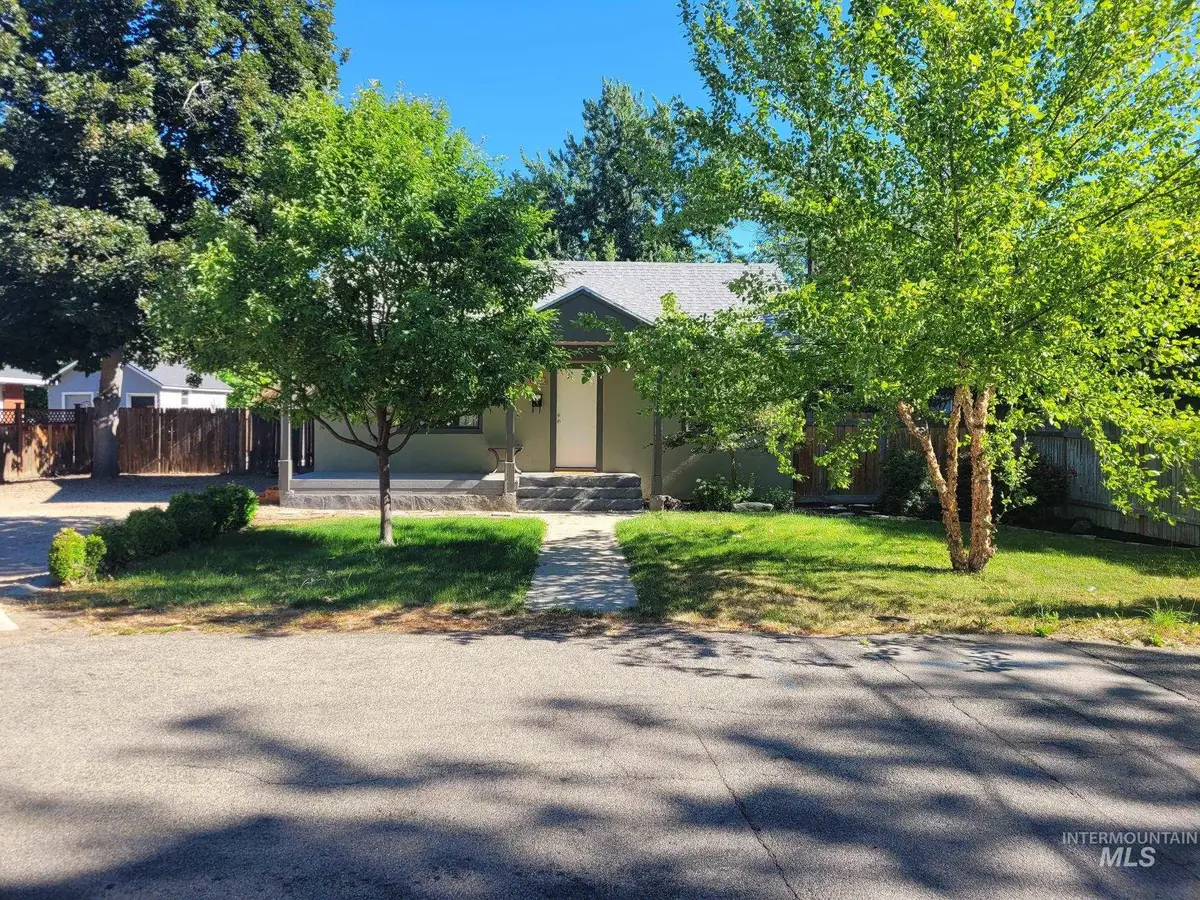 8002 W Holt Street, Boise, ID 83704 - #1