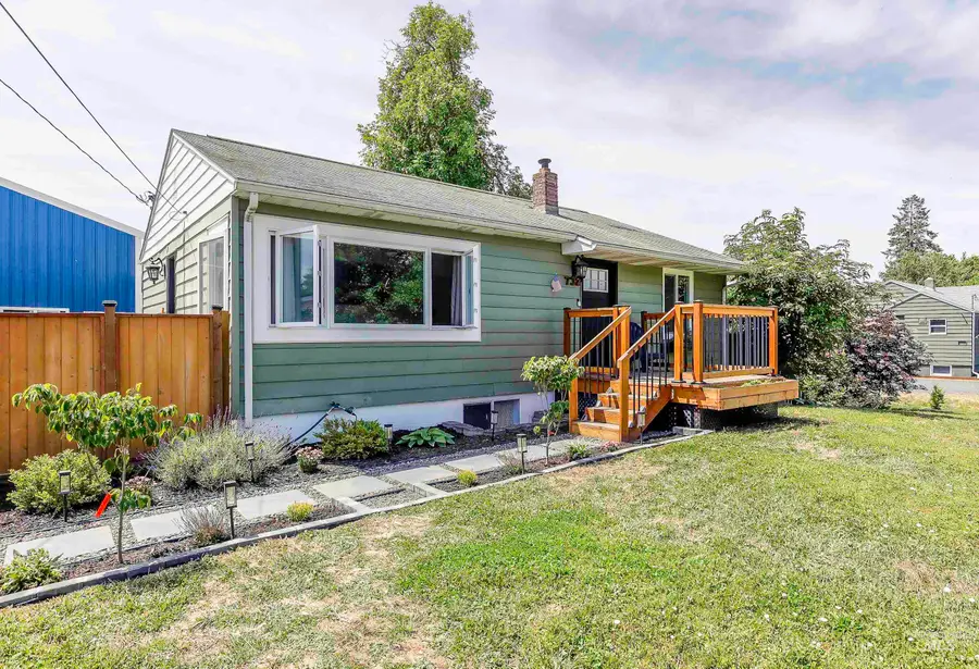 732 Burrell Ave., Lewiston, ID 83501 - #2