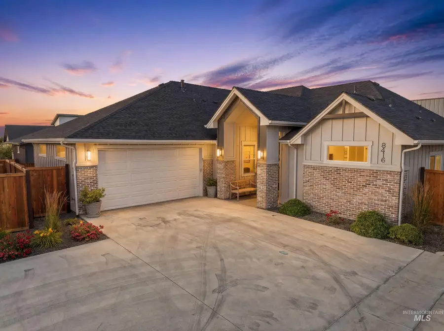 8416 W Meltwater Ln, Eagle, ID 83616 - #2