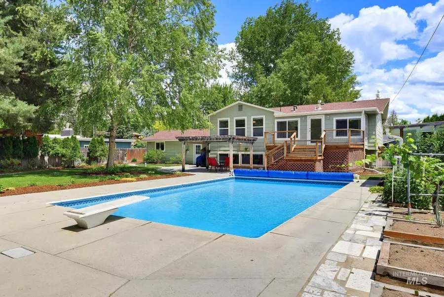 2911 S Holden Ave, Boise, ID 83706 - #2