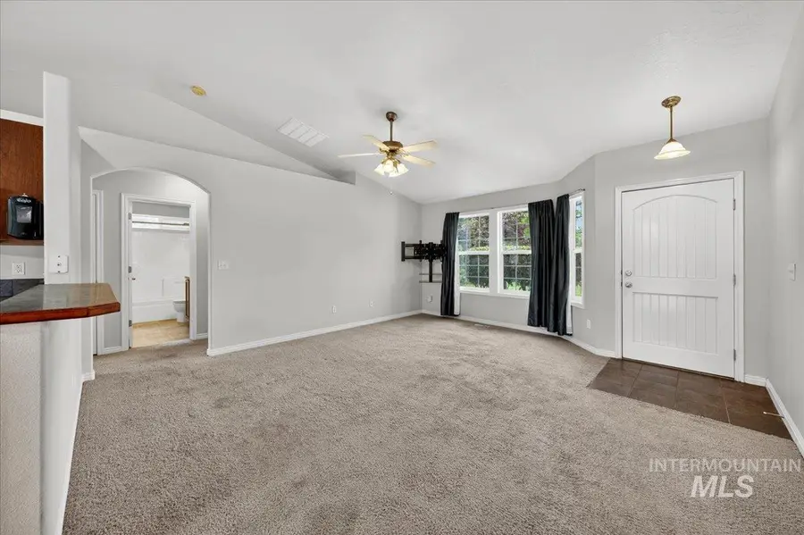 1632 W Boise St, Kuna, ID 83634 - #3