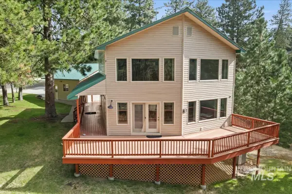 1496 Pine Ridge, Cascade, ID 83611