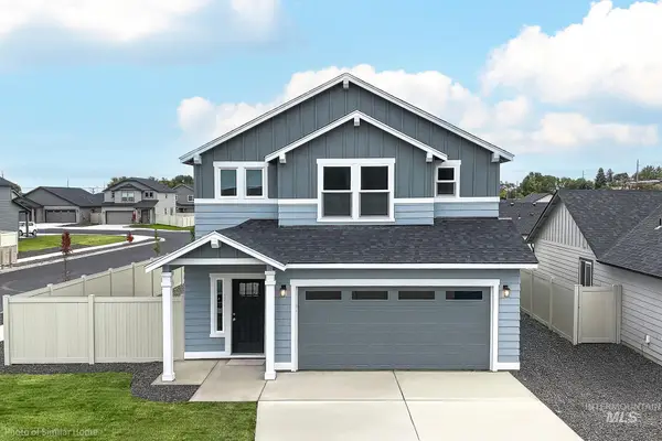 680 SW Mendenhall St #8/1, Mountain Home, ID 83647
