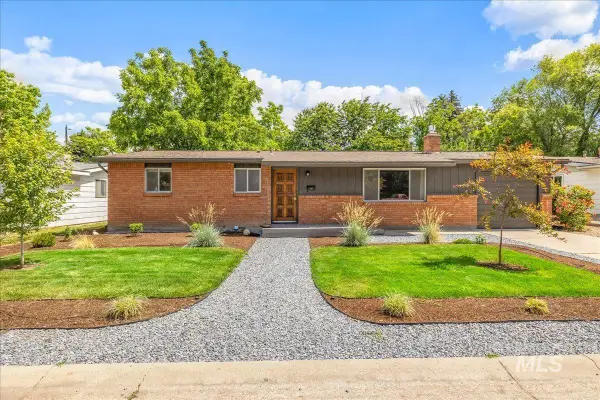 316 N Gail Cir, Boise, ID 83706