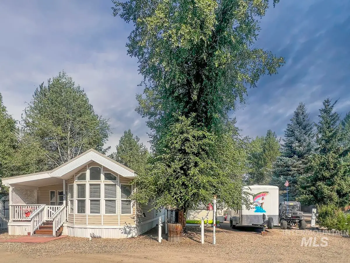 46 B Street, Cascade, ID 83611 - #1