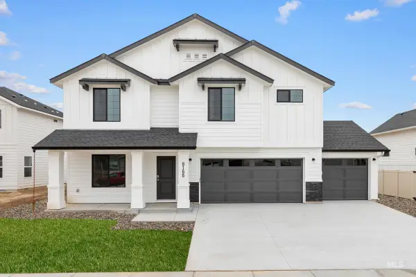 5283 E Phelps Lake Dr, Nampa, ID 83687