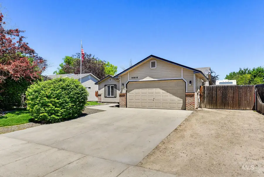16616 N Liverpool Ln, Nampa, ID 83687 - #3