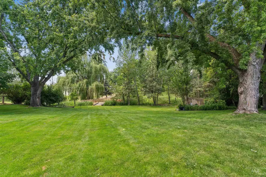 359 N Rene Place, Eagle, ID 83616 - #3