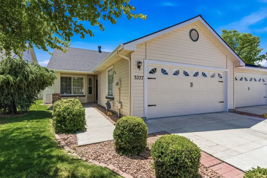 3277 W Fieldstream Ln., Meridian, ID 83646 - #2