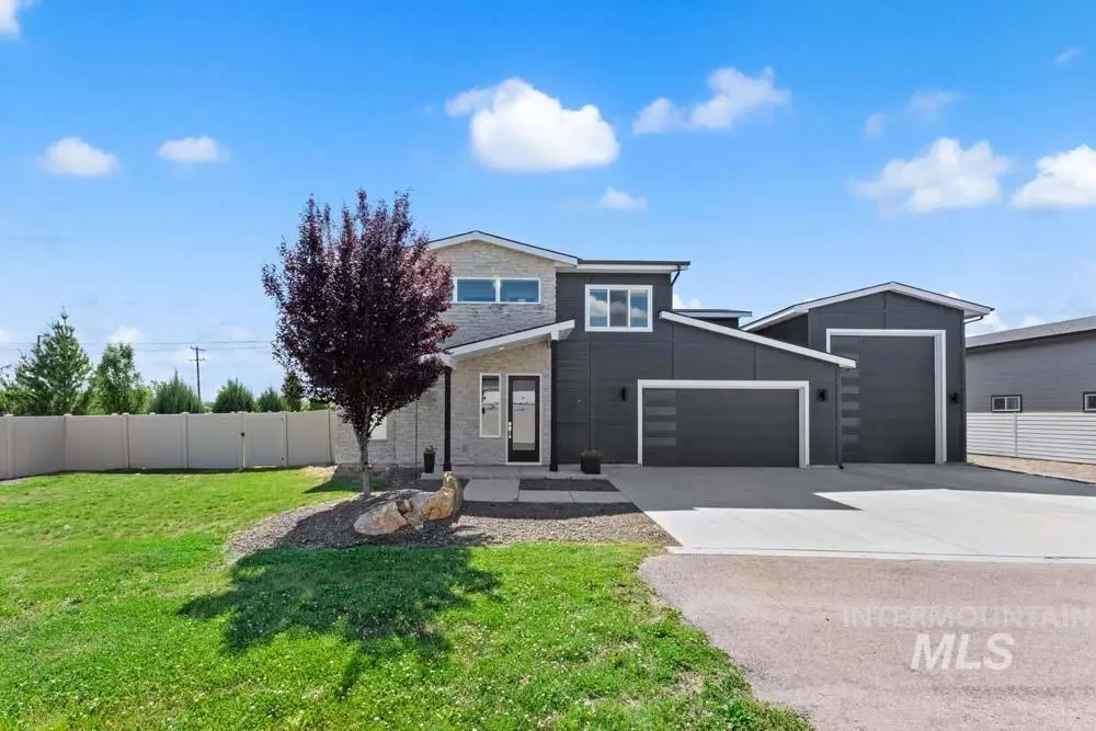 2349 N Klemmer Ave, Kuna, ID 83634 - #1