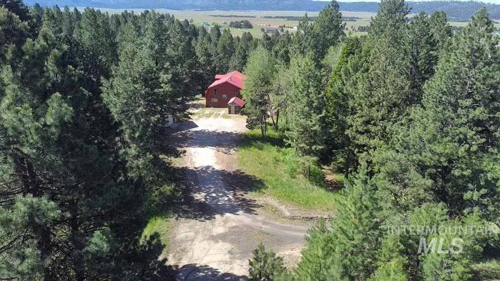 10346 Emma Loop, Cascade, ID 83611 - #1