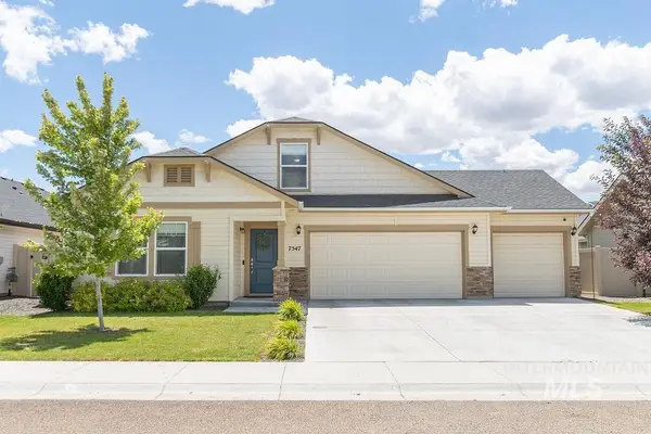 7547 E Savanna River St, Nampa, ID 83687