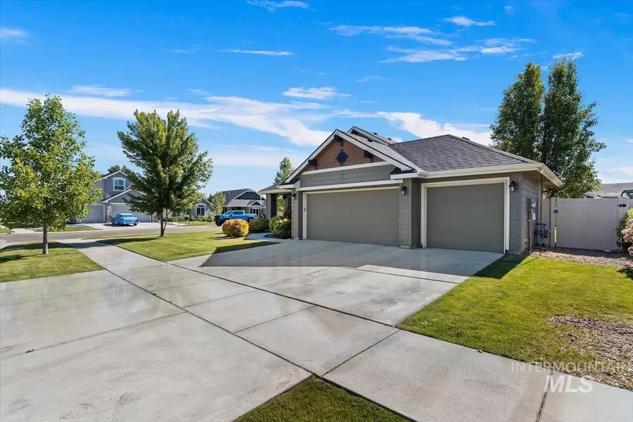 584 N Synergy Way, Eagle, ID 83616 - #2