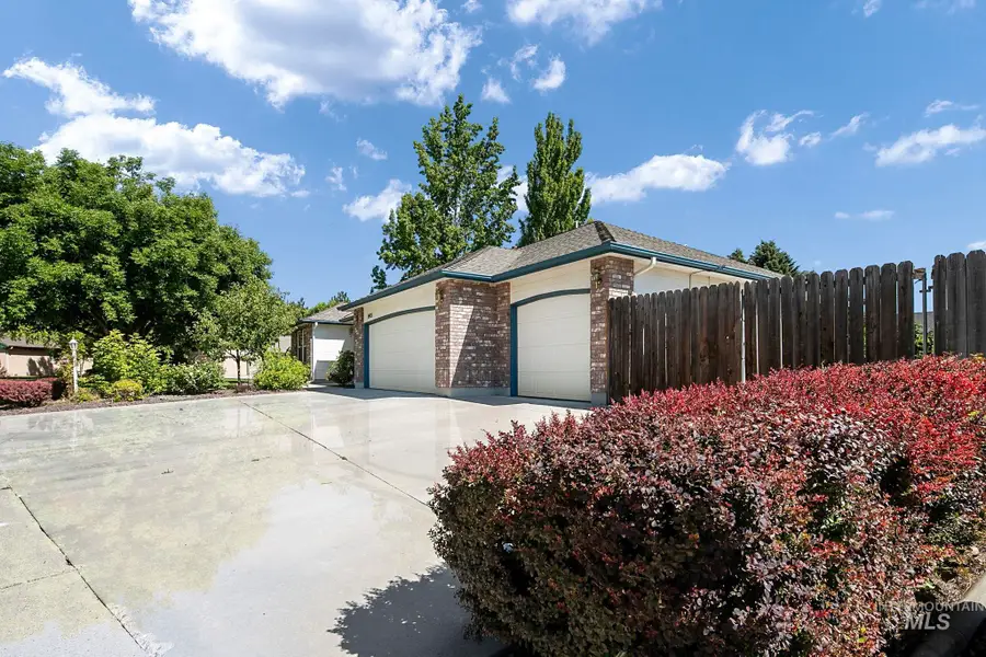 3485 W Birdie Court, Meridian, ID 83646 - #3
