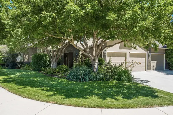 1294 E Versailles Court, Boise, ID 83706