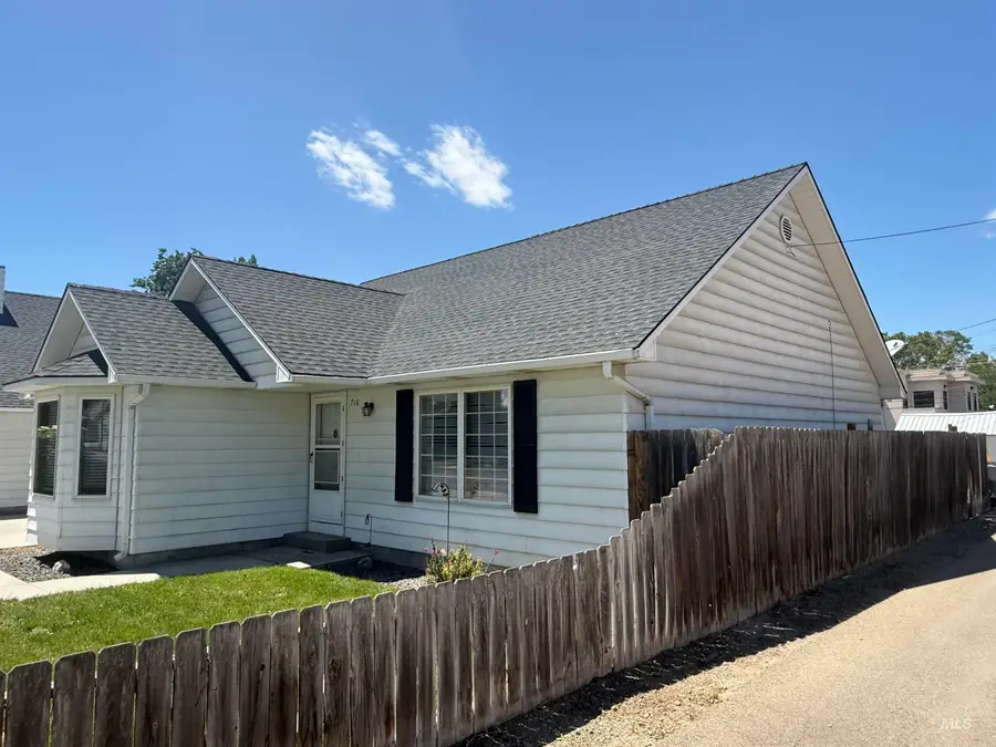 716 S 9th Ave, Caldwell, ID 83605 - #2