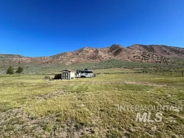 LOT 18 Blk 1 Forest Drive, Featherville, ID 83688