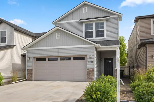 4186 E Blueberry St, Meridian, ID 83642