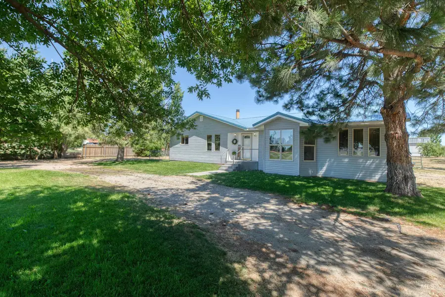 3592 W Idaho Blvd, Emmett, ID 83617 - #3