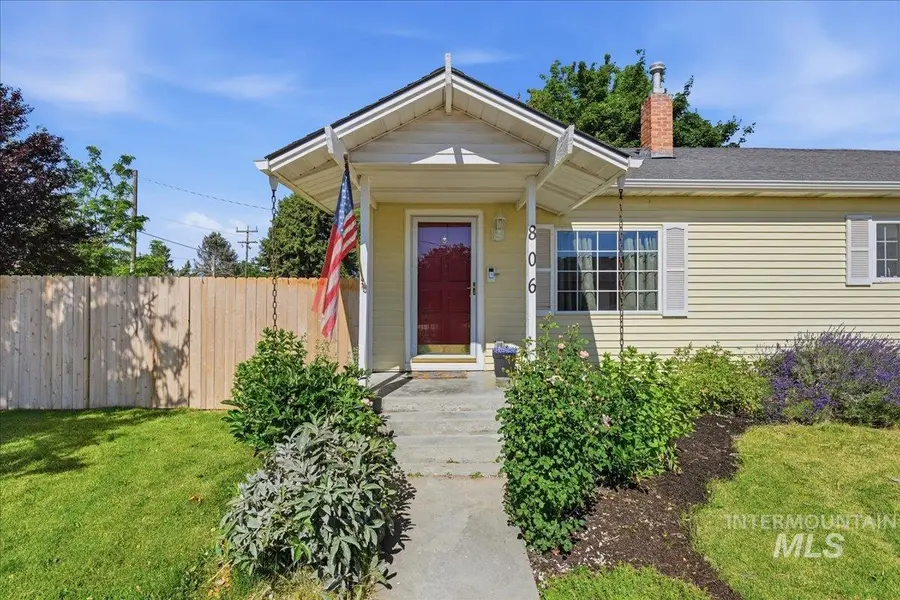 806 W Logan St, Caldwell, ID 83605 - #2